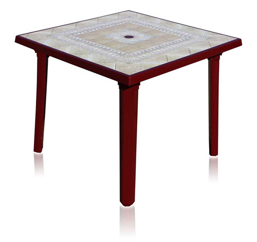 Квадратный пластиковый стол красного цвета с рисунком