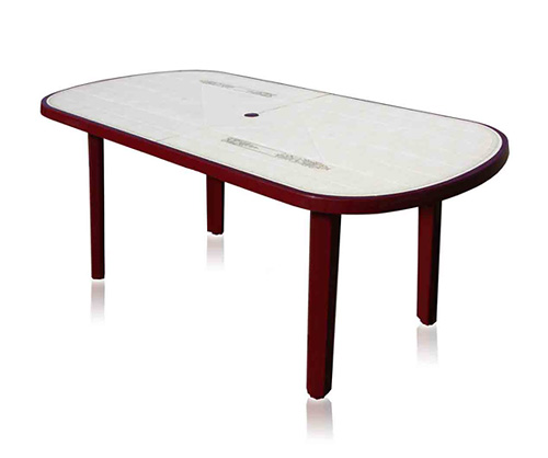 Овальный пластиковый стол красного цвета с рисунком